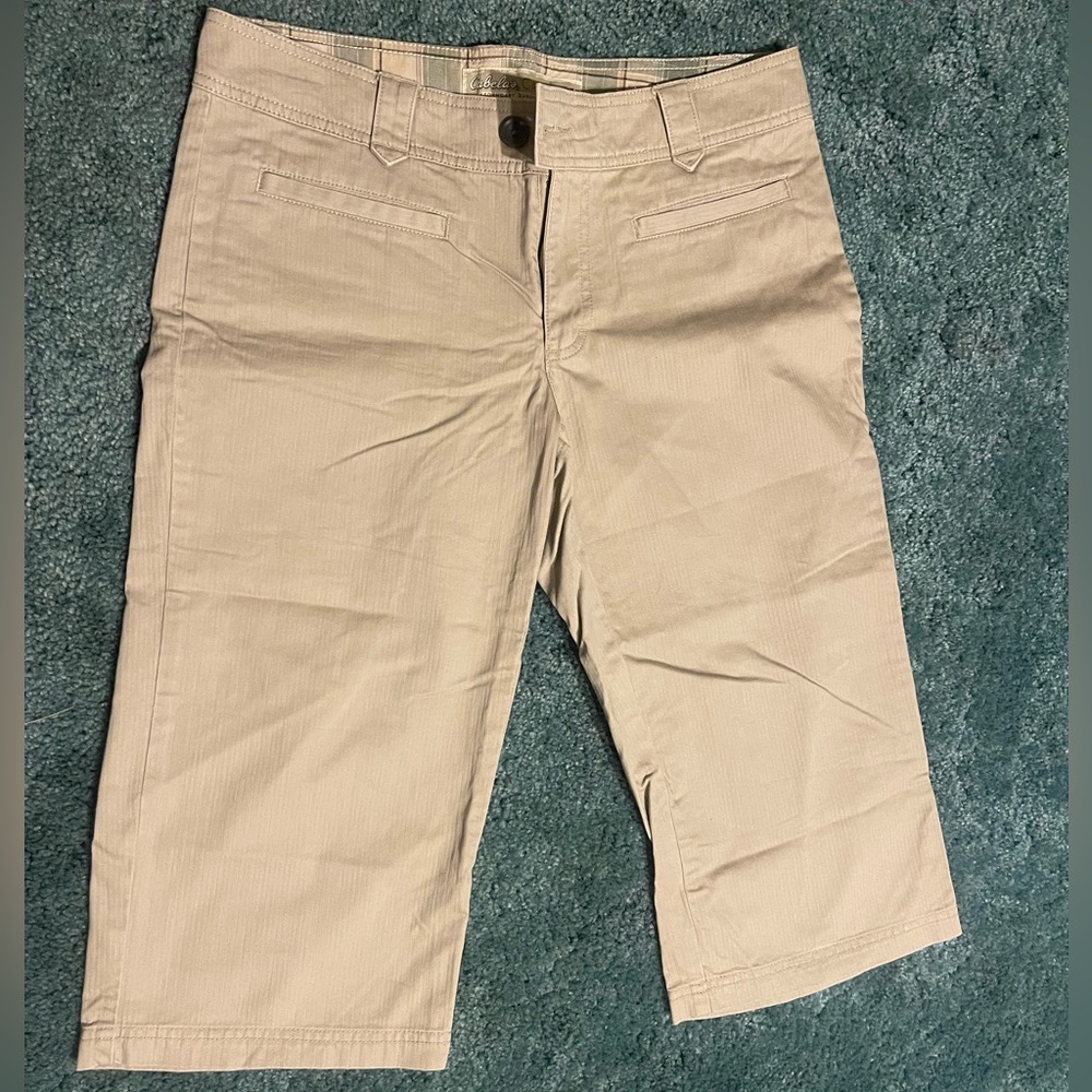 Cabelas Casuals Tan Bermuda Shorts Women 8